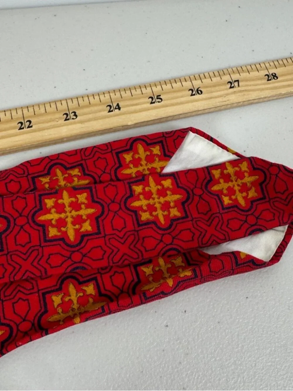 Viyella Wool Cotton Red and Yellow Medallion Patterned Men's Tie Vintage Classic